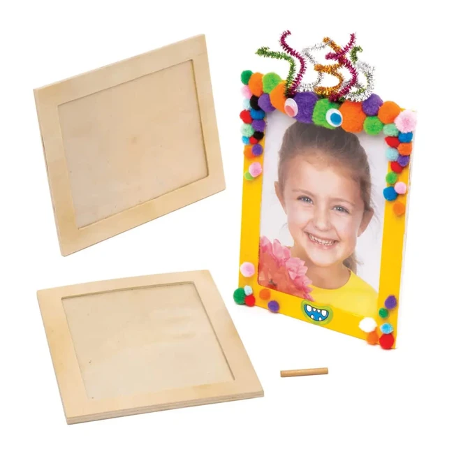 Baker Ross AW724 Large Wooden Photo Frames - Ideal for Kids Arts and Crafts - Pa