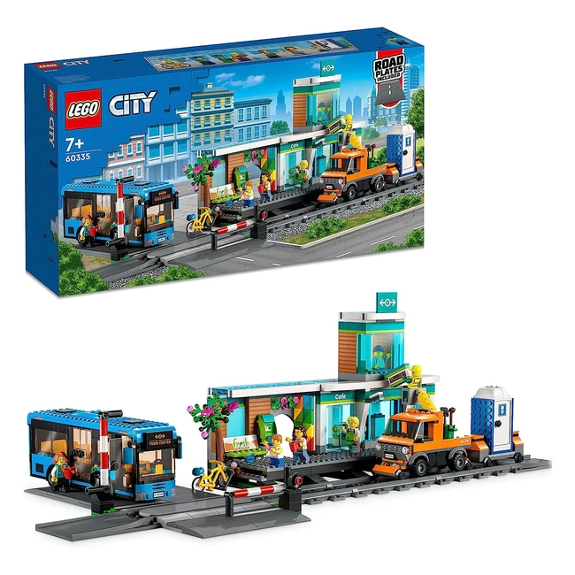 LEGO 60335 City Bahnhof Spielzeug mit Schienen-LKW Straßenplatte Schienensegmenten Spielzeugbus und Mini-Figuren Eisenbahngeschenkset kombinierbar mit anderen Sets aus der City-Reihe
