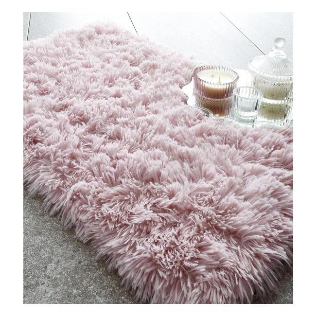 Catherine Lansfield Cuddly Deep Pile Faux Fur Bath Mat - Blush Pink - Soft & Absorbent